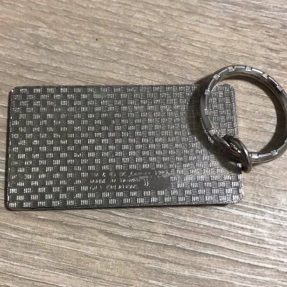 1982 DC Comics Batman Metal Enamel Keychain Gift Creations - Picture 2 of 3